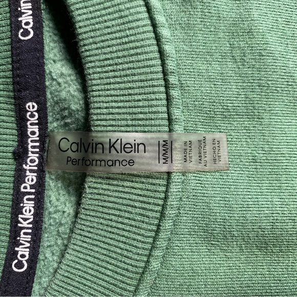 Calvin Klein Performance Green Cropped Crewneck Sweater Women’s Medium - Picture 3 of 4